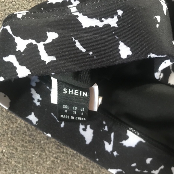 ❄️Shein Racerback Sport Bra - Picture 7 of 9